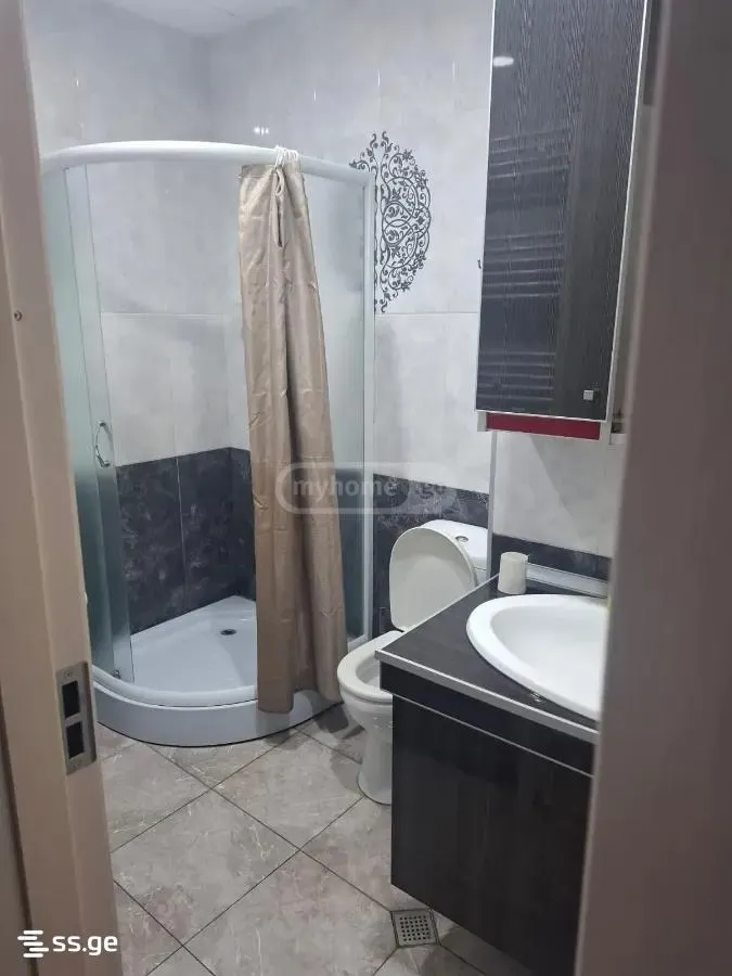 Квартира, 2-комн., 42 м², Dighomi Park