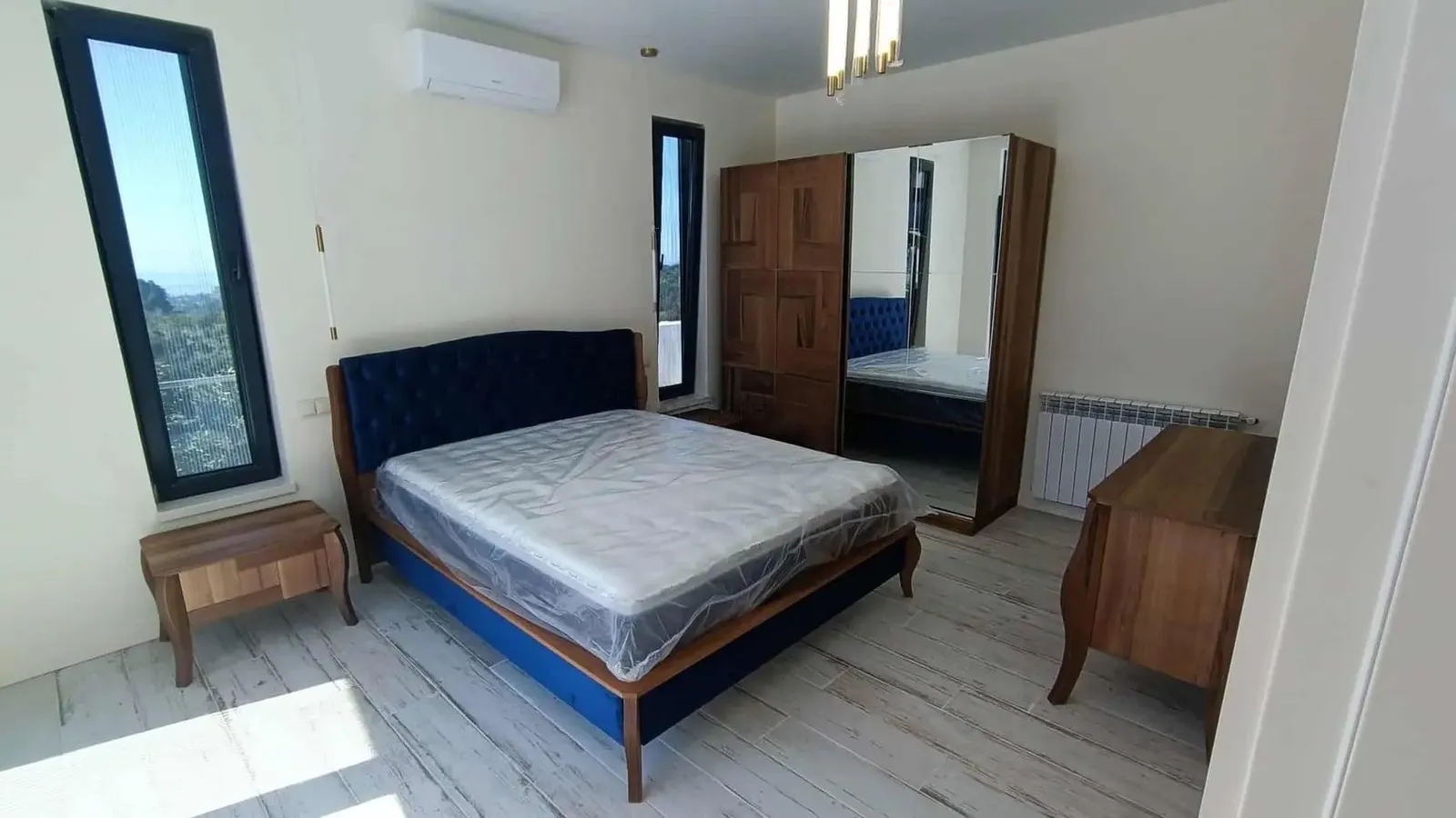 Дом, 8-комн., 417 м²