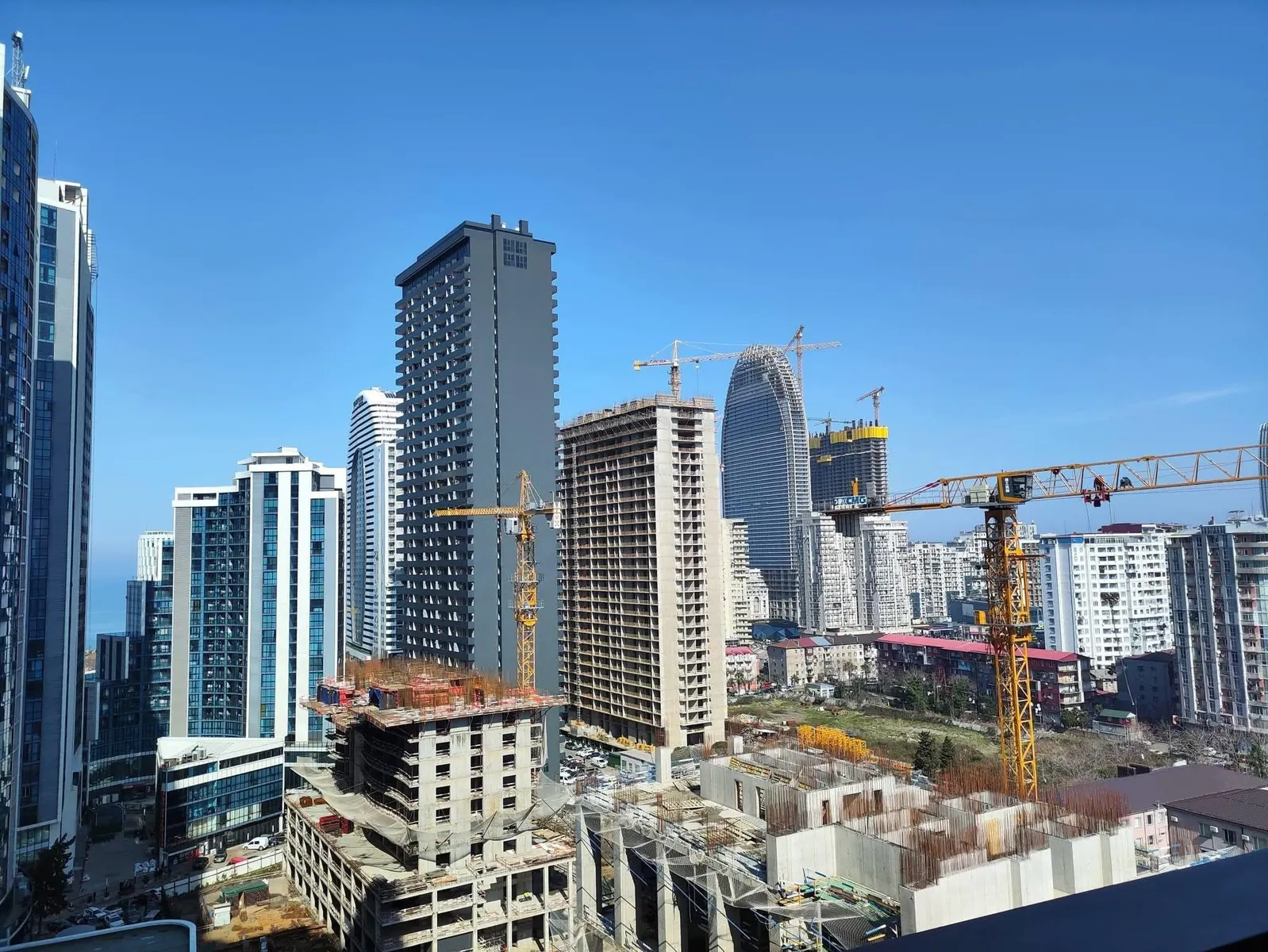 ბინა, 1-ოთახიანი, 30 მ², BlueSky Tower