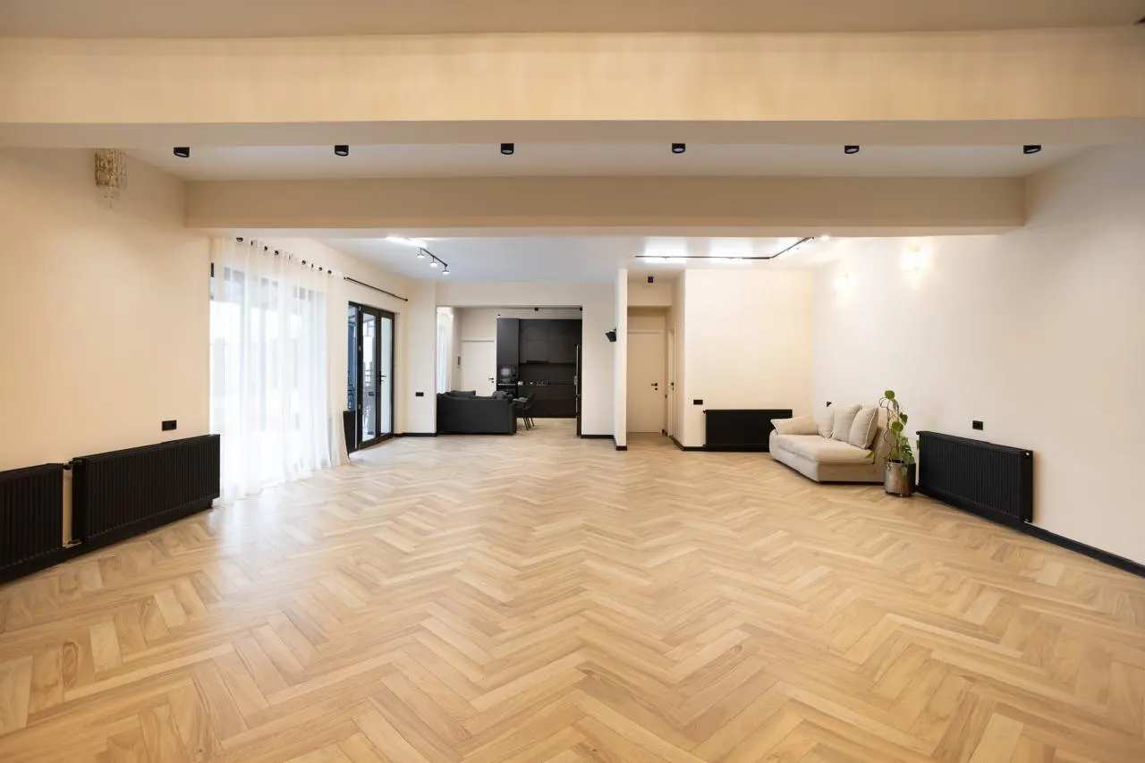 House, 5-room, 300 m², Lisi Green Town