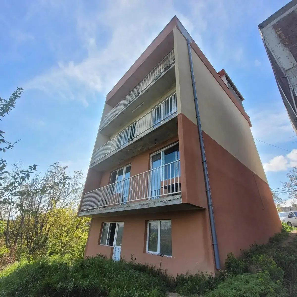 Дом, 10-комн., 256 м²