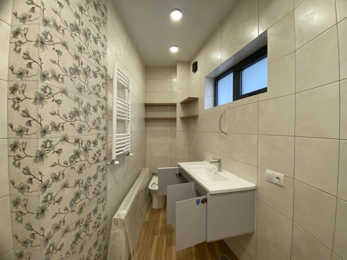 Дом, 11-комн., 341 м²