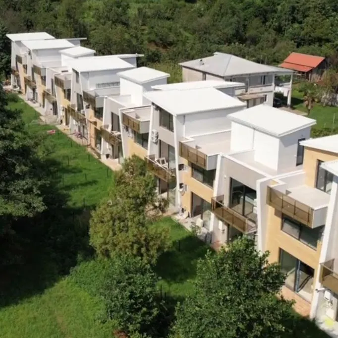 House, 3-room, 156 m²