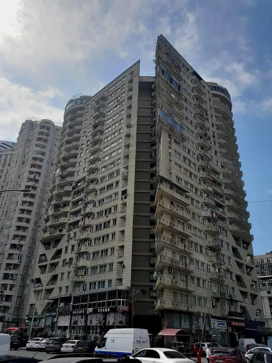 Zurab Gorgiladze St, 96 residential complex
