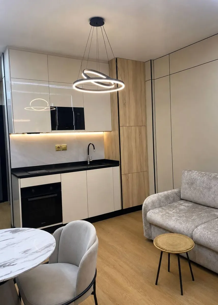 Квартира, 1-комн., 37 м², Royal Residence