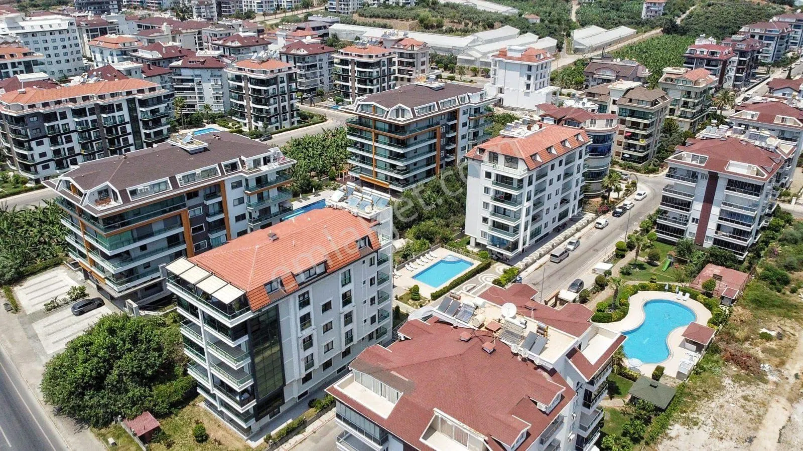 Apartment, 6-room, 200 m²