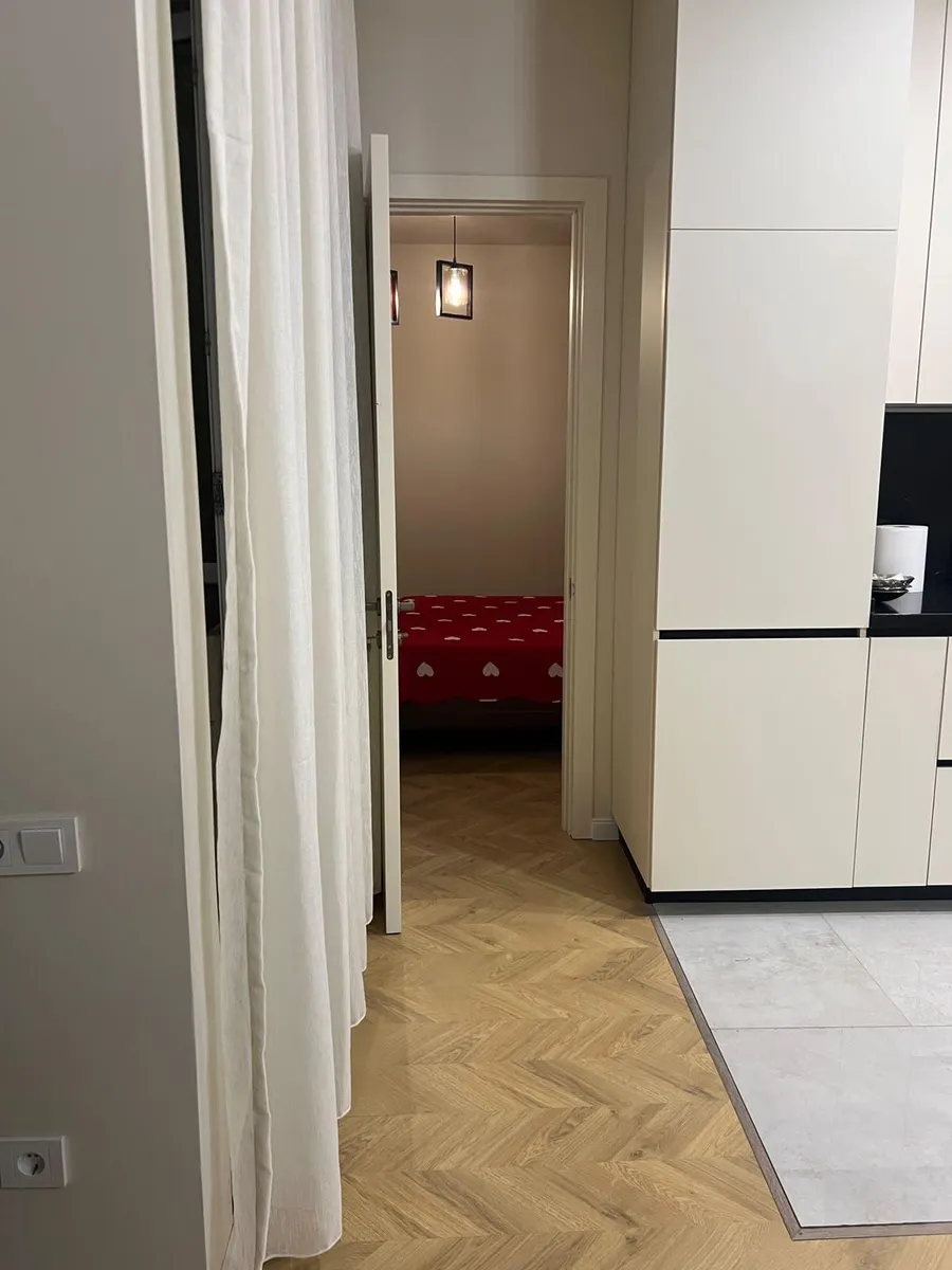 Квартира, 3-комн., 101 м²