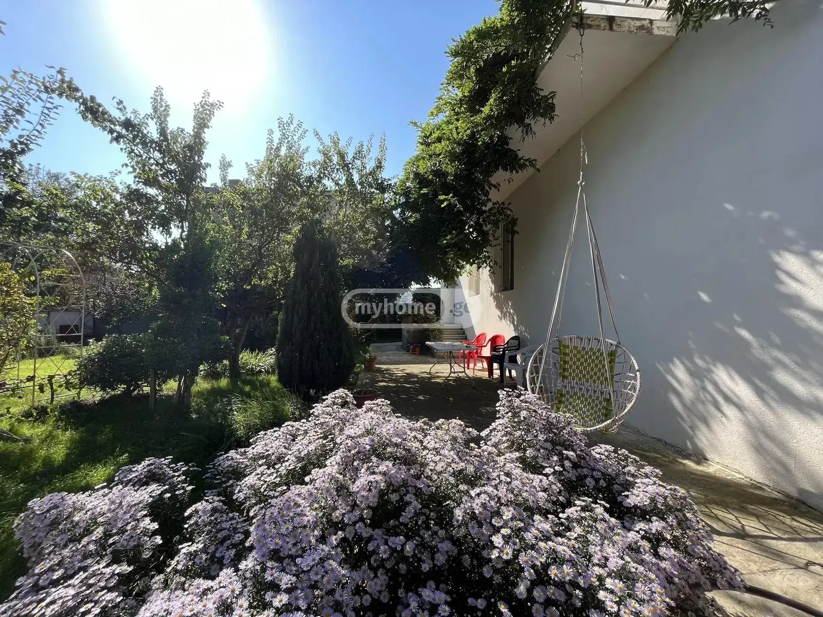 House, 6-room, 262 m²