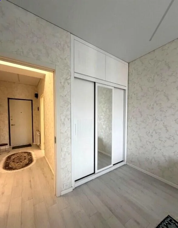 Квартира, 2-комн., 63 м²