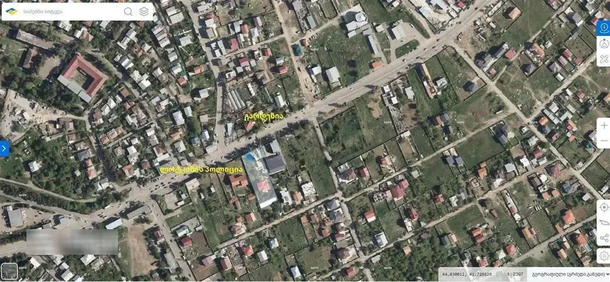 Дом, 6-комн., 1000 м²
