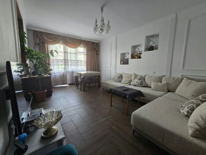 Квартира, 4-комн., 92 м²