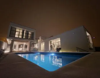 Дом, 7-комн., 361 м²