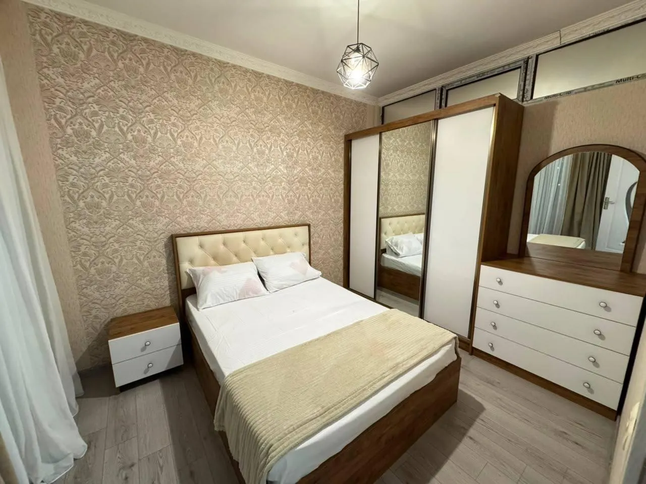 Квартира, 3-комн., 75 м²