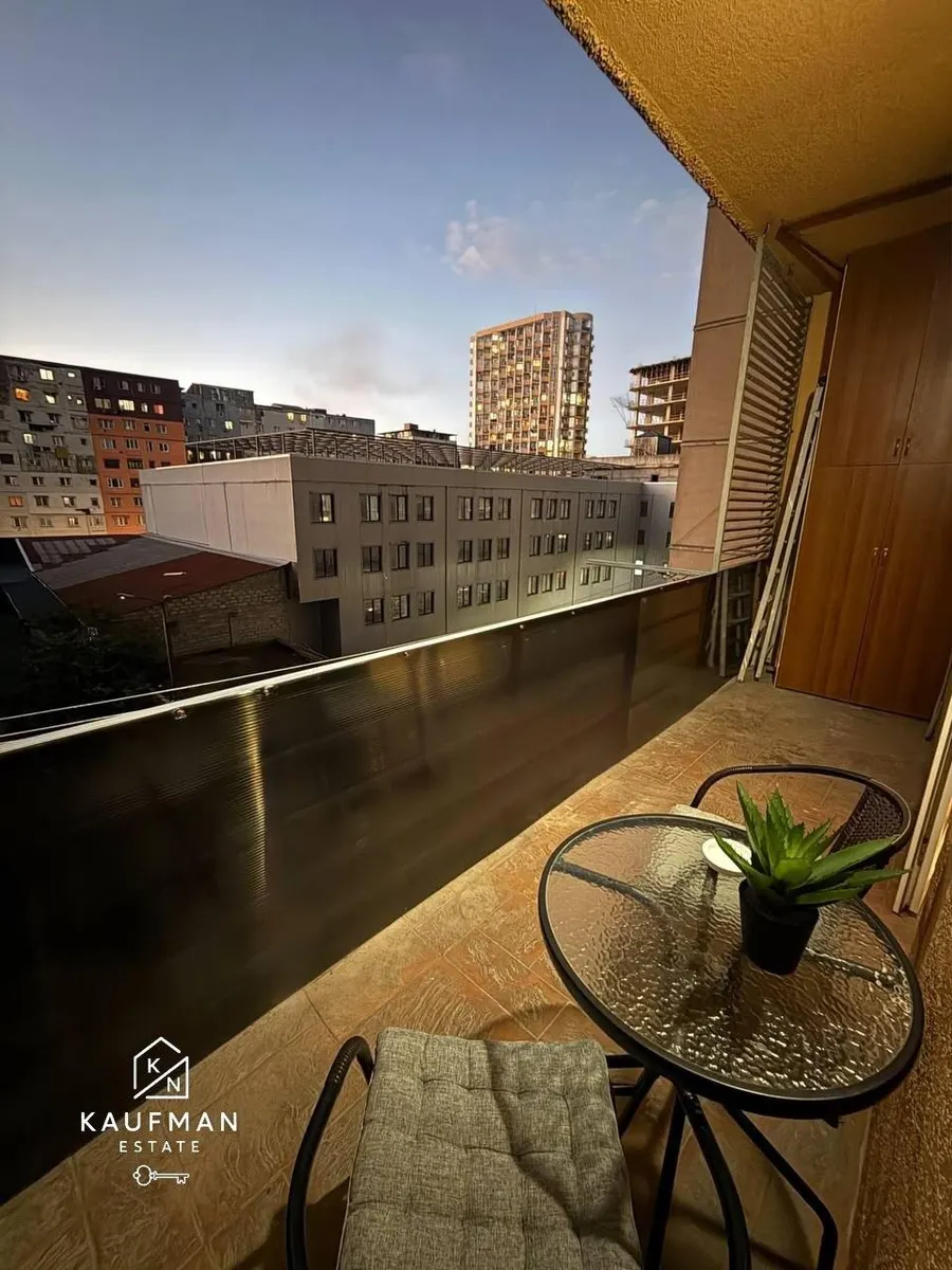 Квартира, 3-комн., 72 м², New Star Batumi