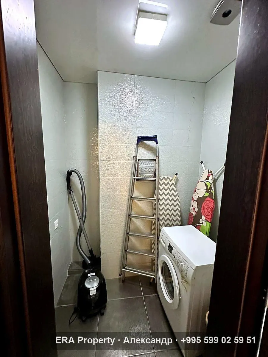 Квартира, 2-комн., 90 м²