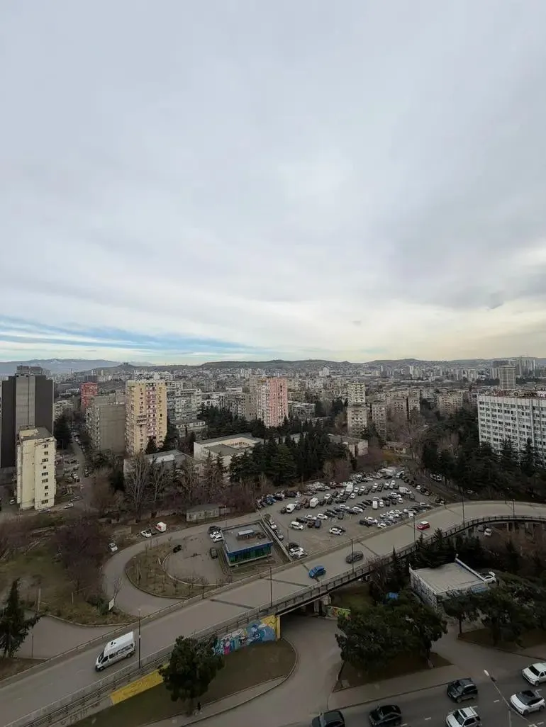 Apartment, 3-room, 90 m², Marshal Gelovani Ave, 52