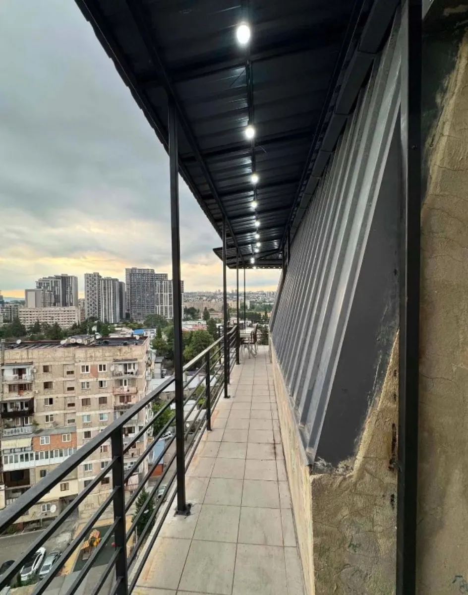 Квартира, 3-комн., 77 м²