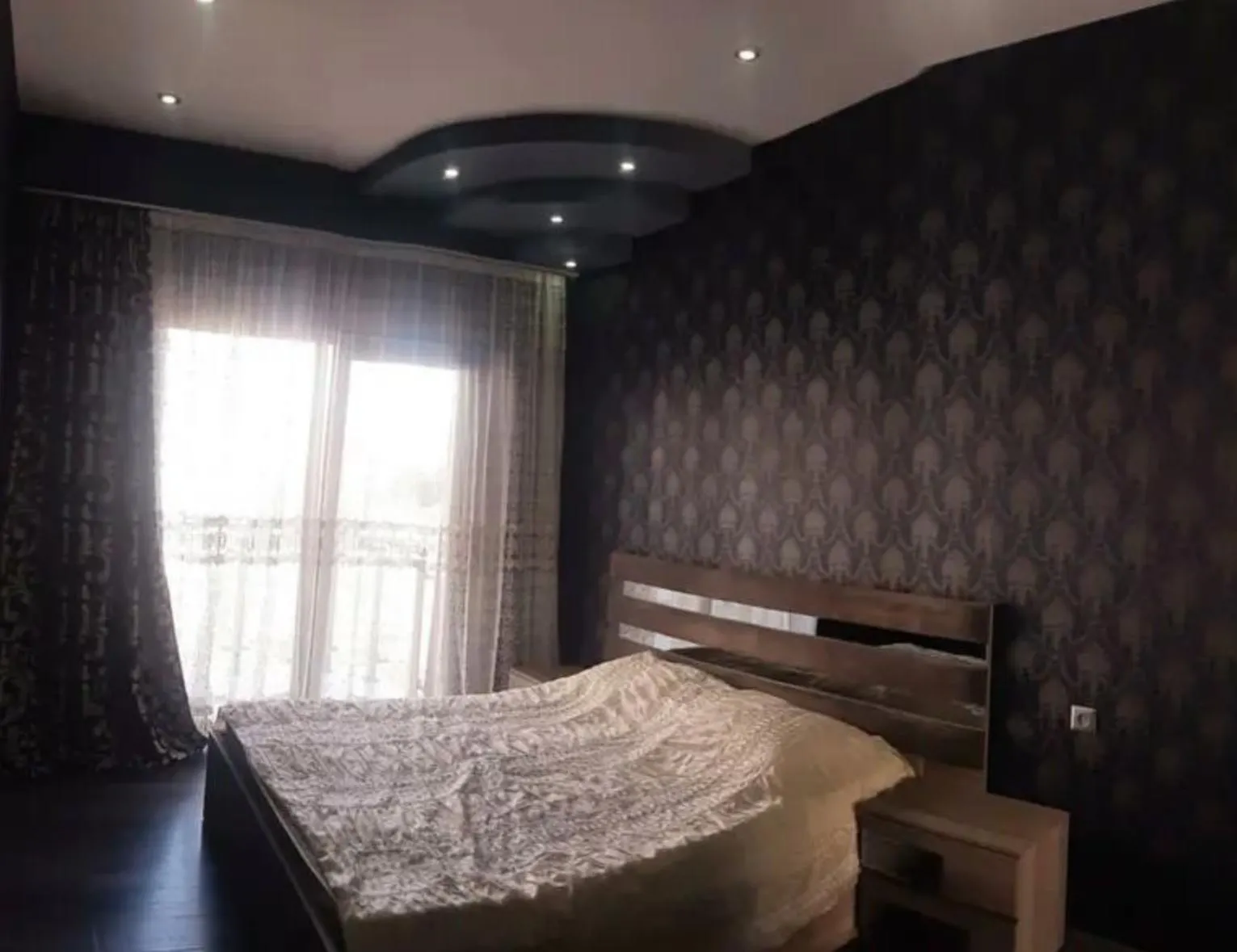 Квартира, 3-комн., 80 м²