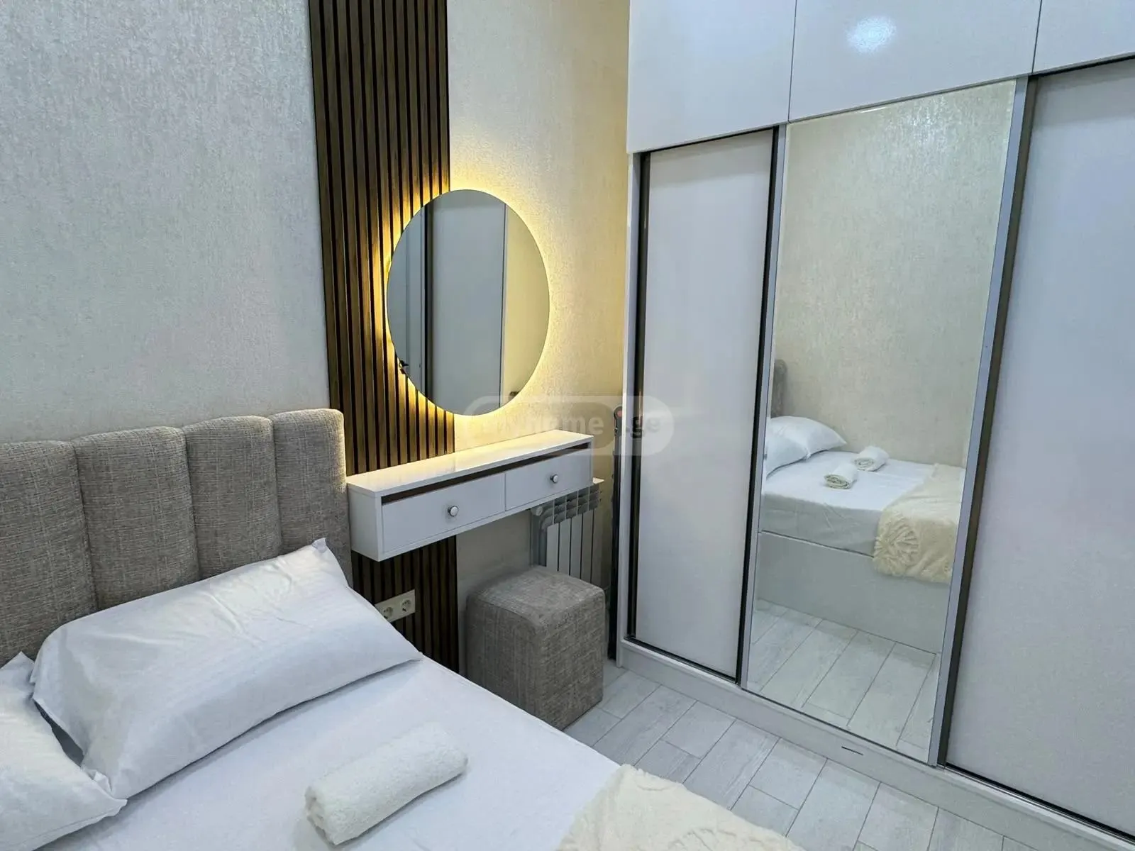Квартира, 3-комн., 56 м²