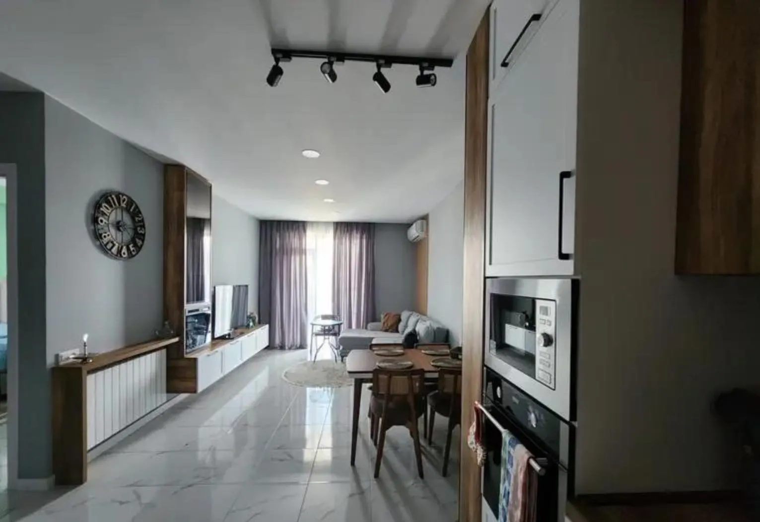 Квартира, 2-комн., 60 м²