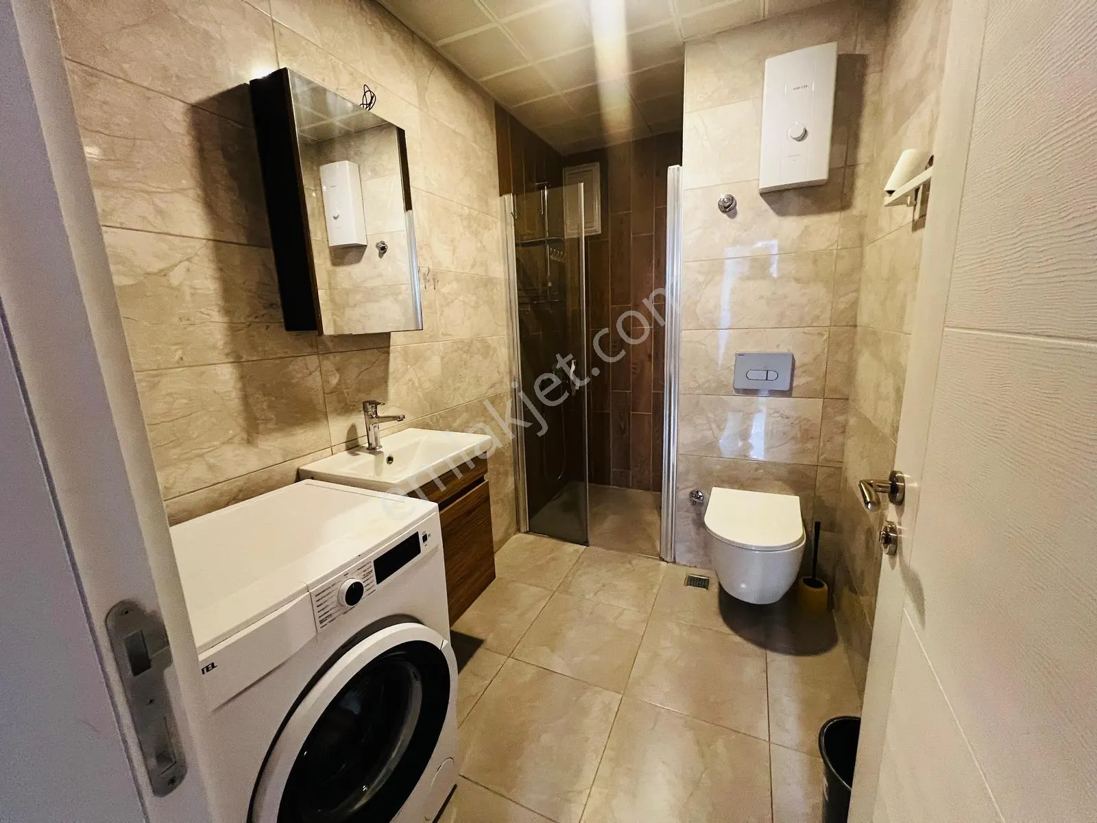 Apartment, 2-room, 60 m²
