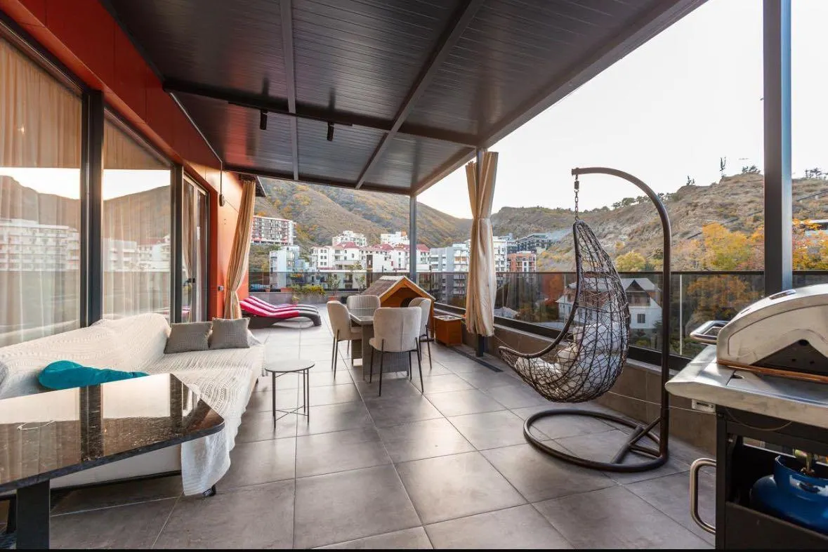 Квартира, 5-комн., 240 м², Nino Zhvania St, 55