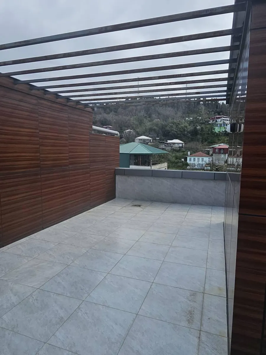 House, 4-room, 220 m²