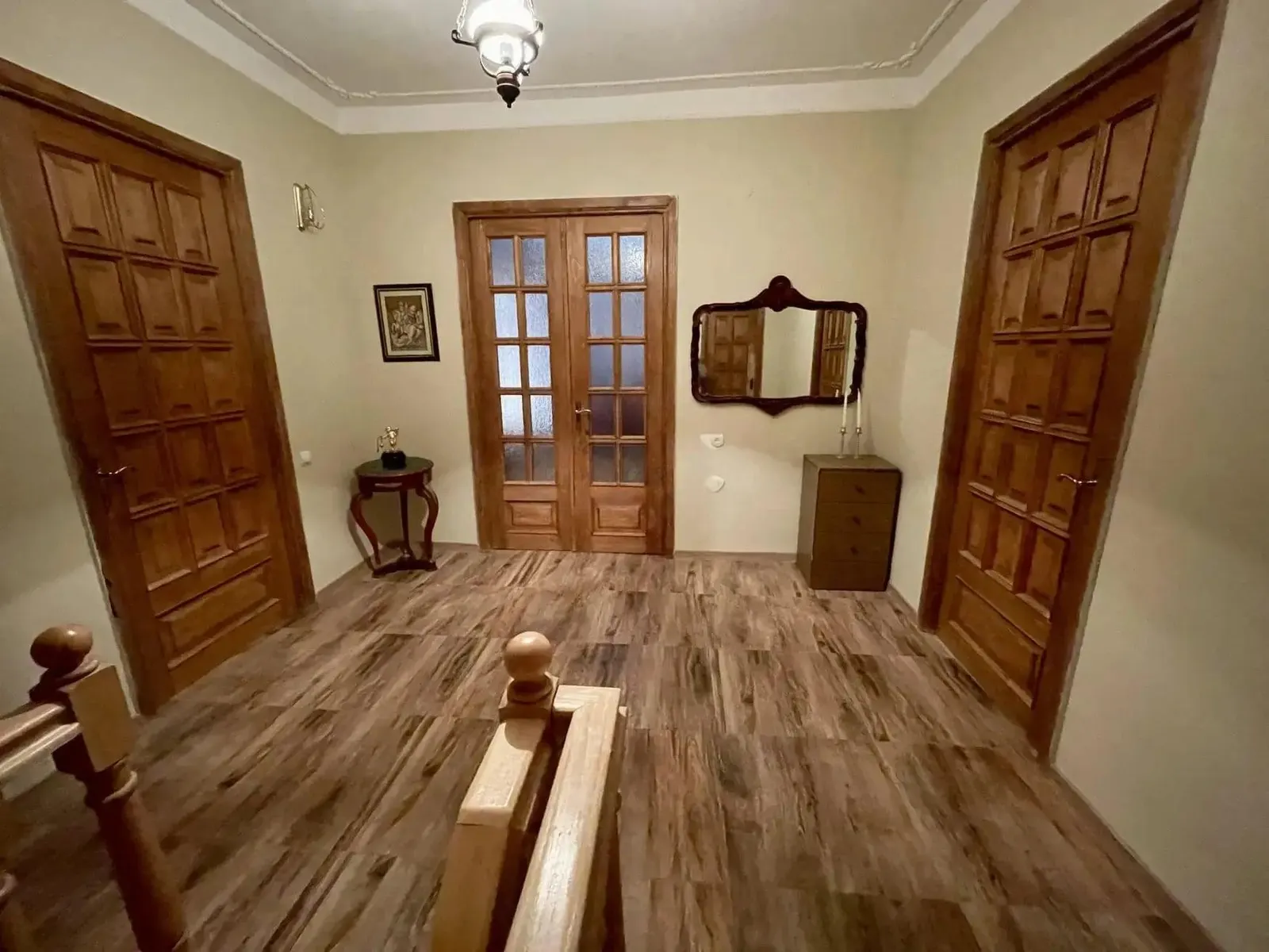 Дом, 8-комн., 350 м²