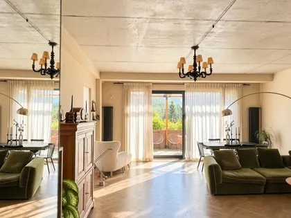 Дом, 5-комн., 400 м²