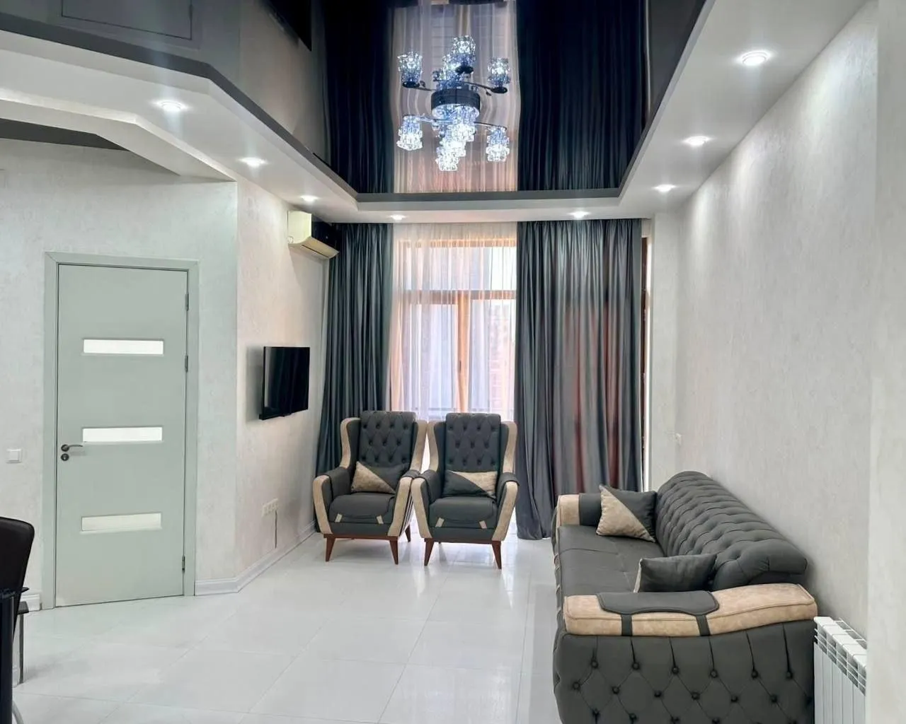 Apartment, 2-room, 55 m², Ilia Chavchavadze St, 51-57
