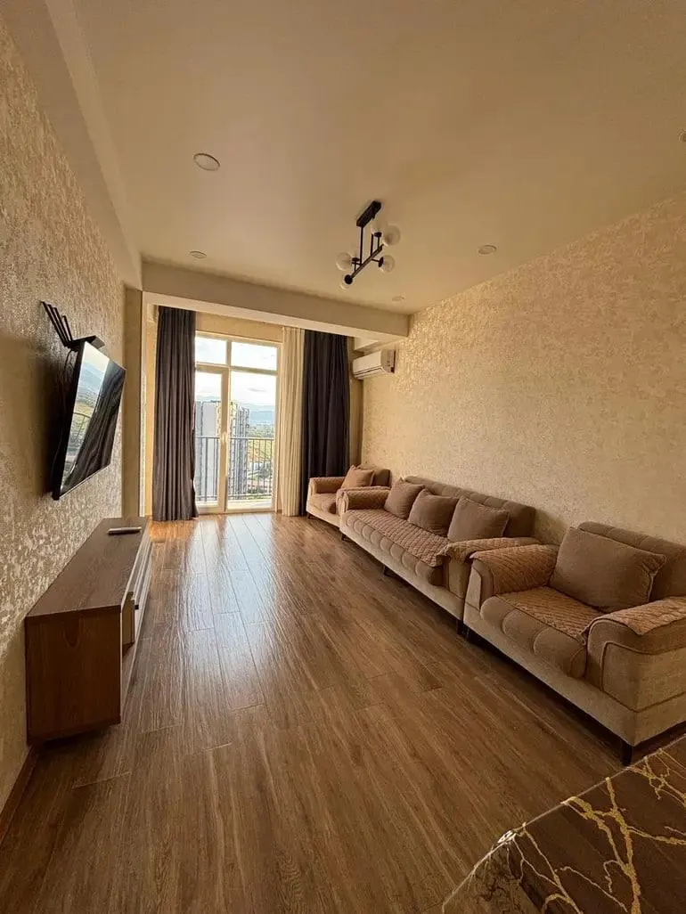 Квартира, 4-комн., 110 м², Omar Khizanishvili St, 2