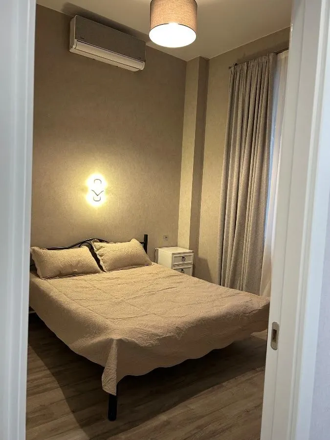 Квартира, 4-комн., 160 м²