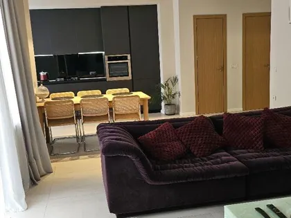 Apartment, 3-room, 110 m²