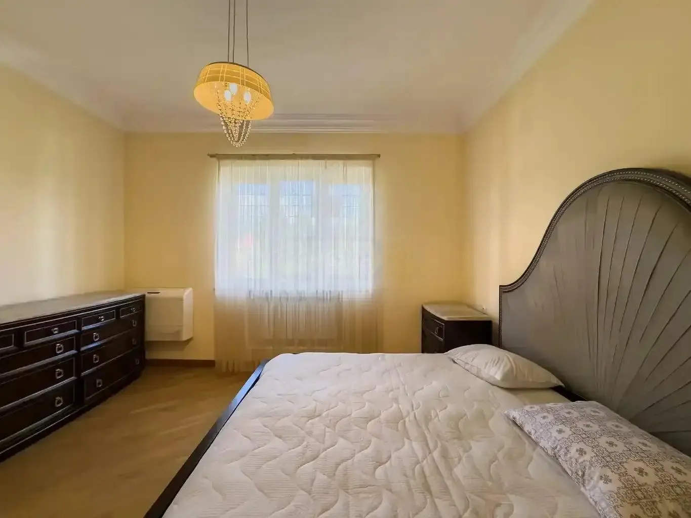 Дом, 8-комн., 600 м²