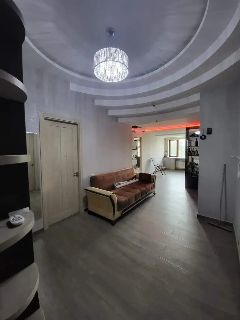 Квартира, 4-комн., 80 м²