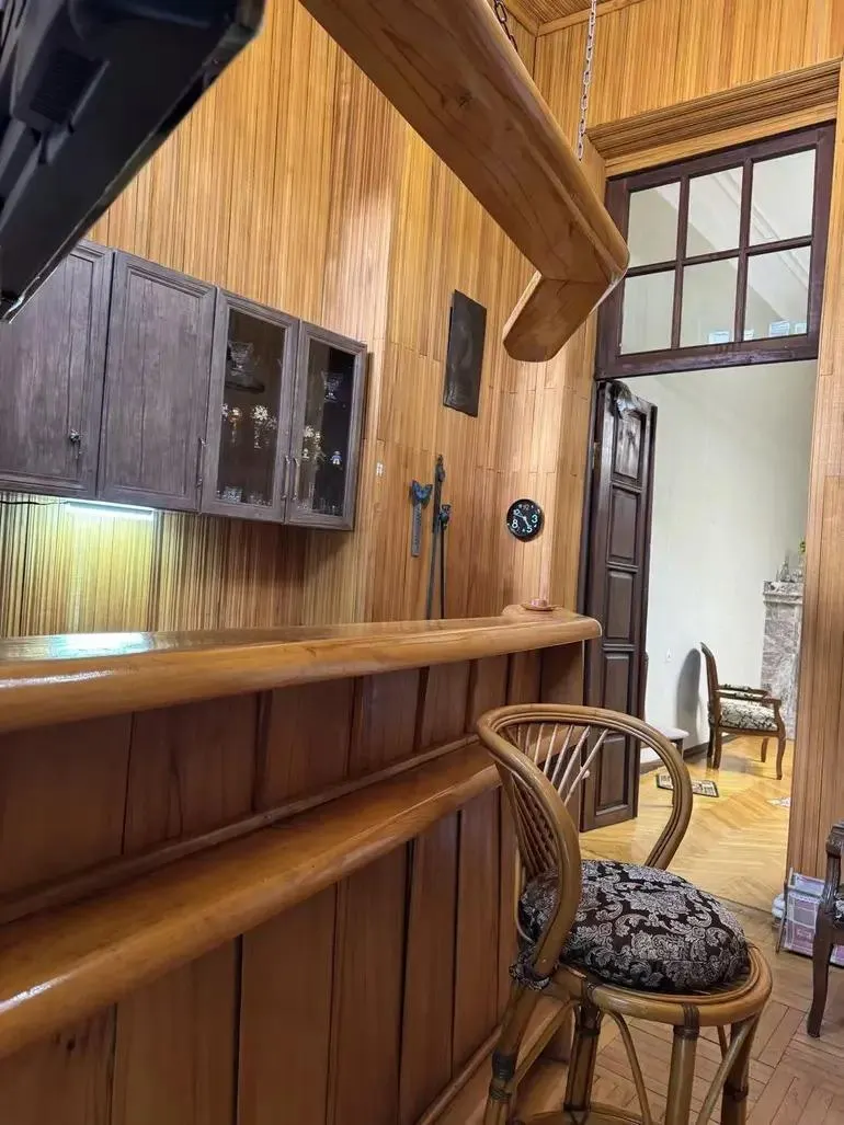 Apartment, 4-room, 100 m²