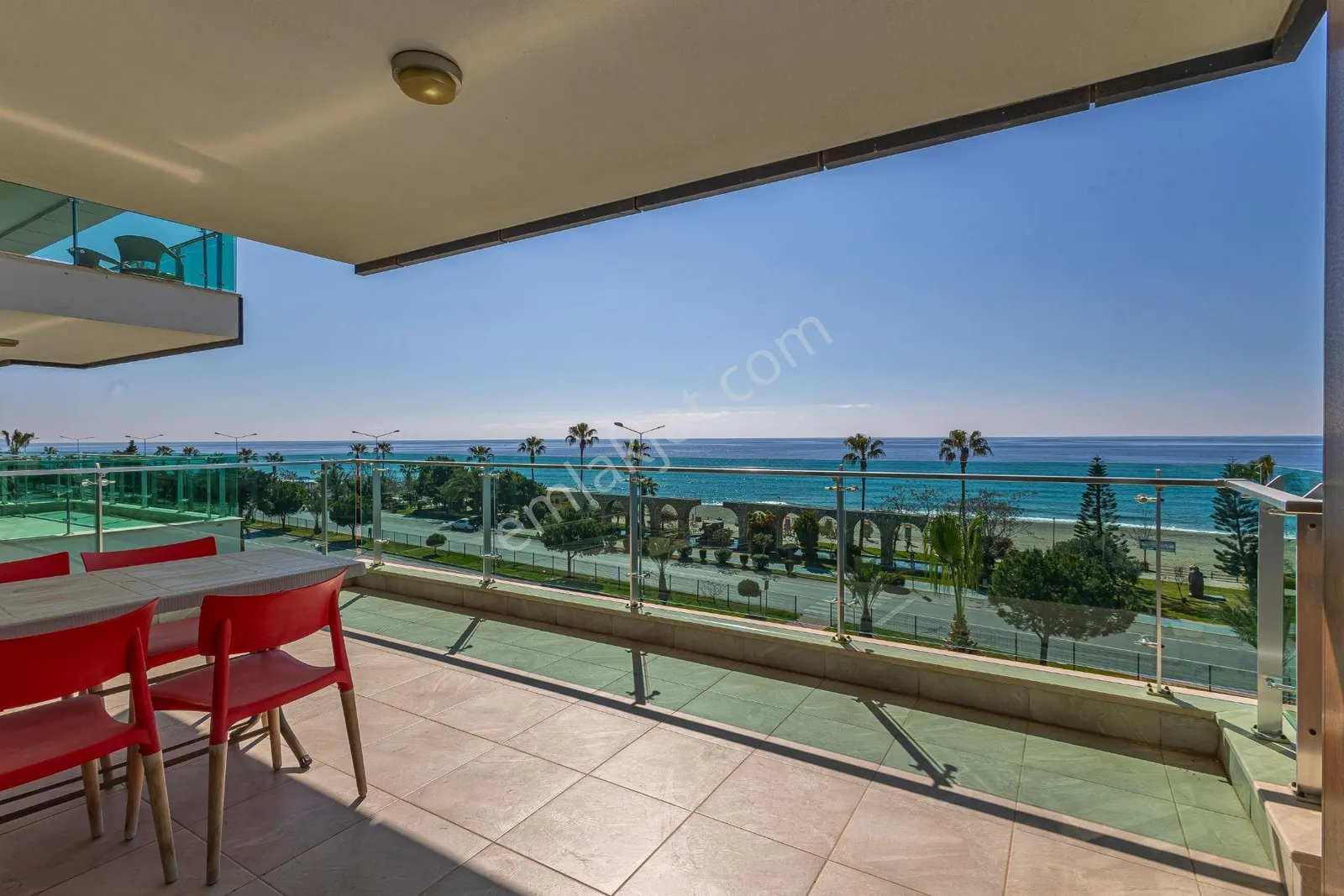 Apartment, 4-room, 160 m²