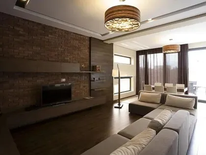Дом, 8-комн., 350 м²