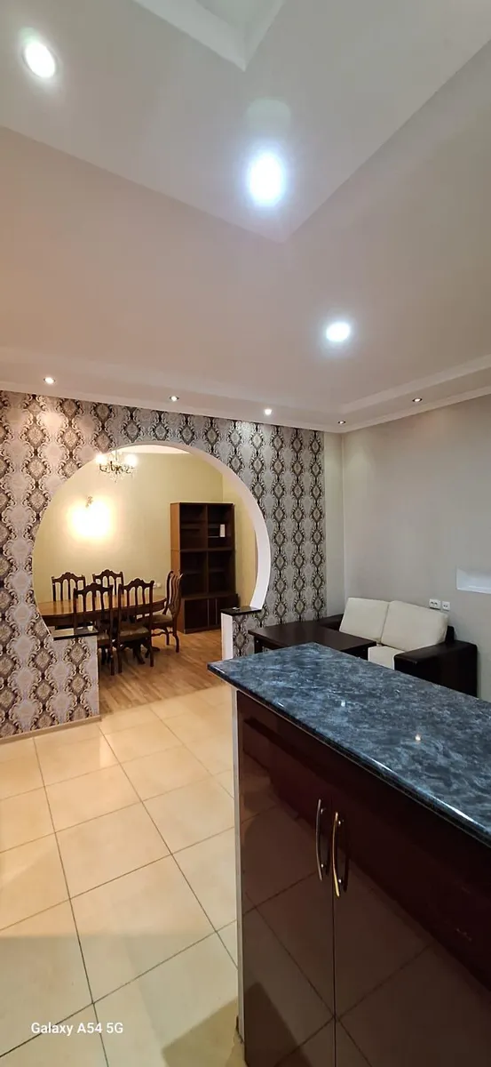 Квартира, 4-комн., 84 м²