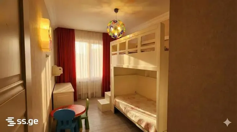 Apartment, 5-room, 155 m²