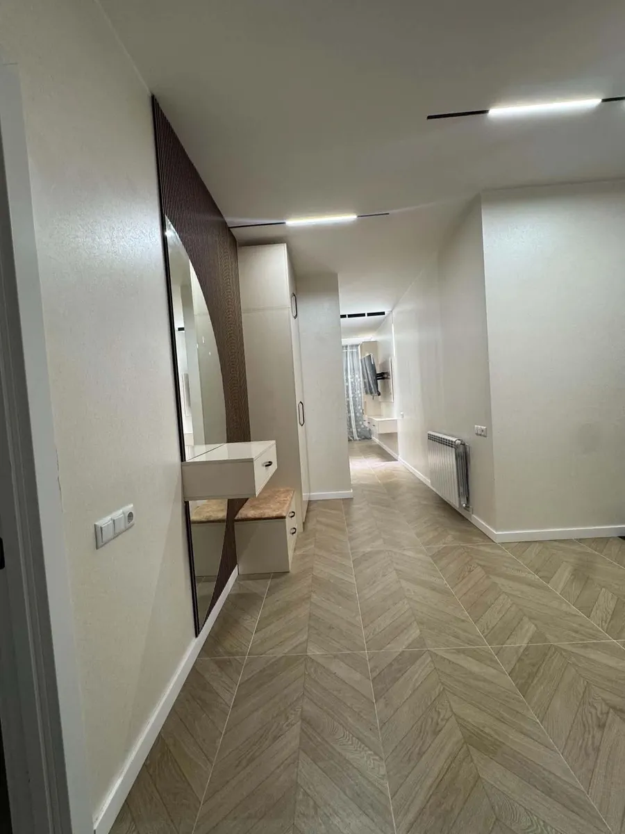 Квартира, 3-комн., 91 м², David Aghmashenebeli Ave, 164