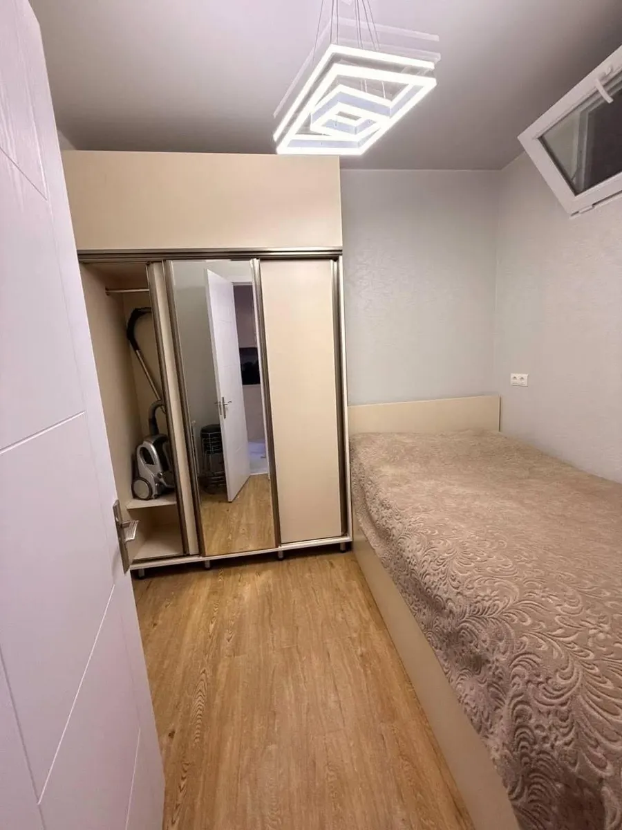 Квартира, 3-комн., 60 м²