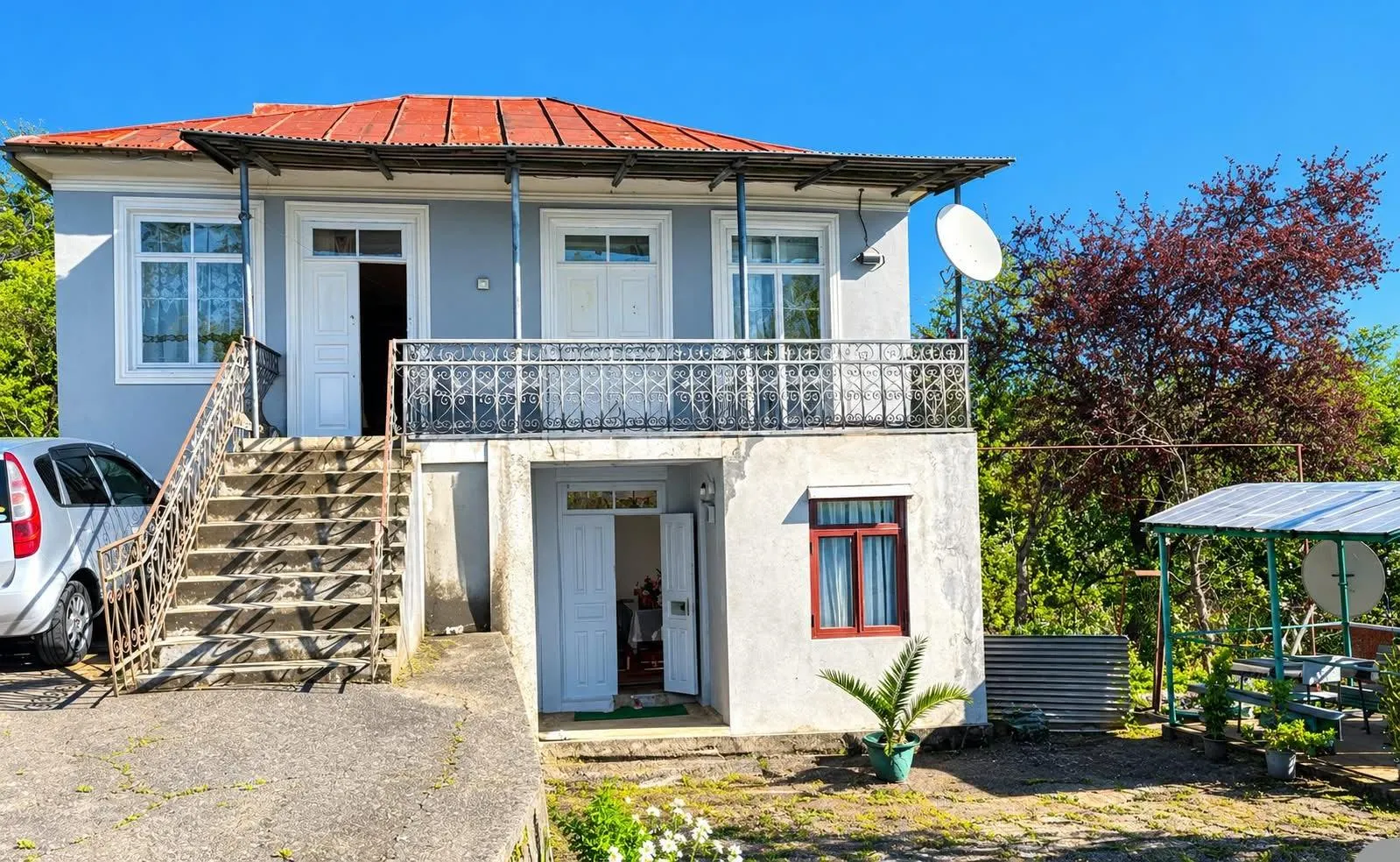 House, 5-room, 110 m²