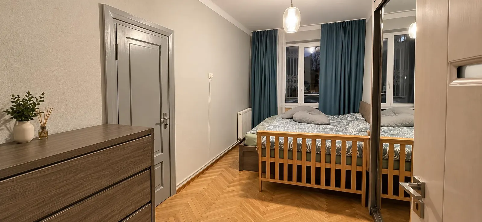 Квартира, 3-комн., 92 м²