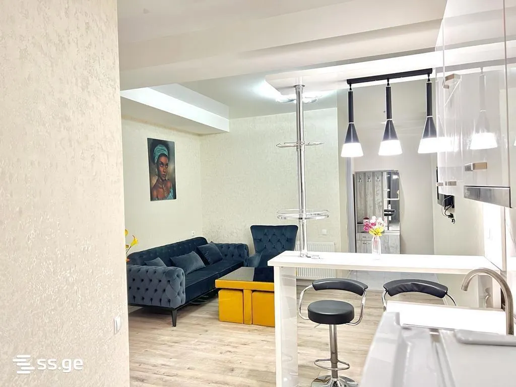 Квартира, 2-комн., 60 м²