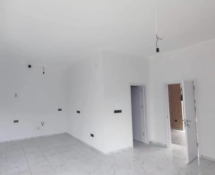 Дом, 5-комн., 350 м²