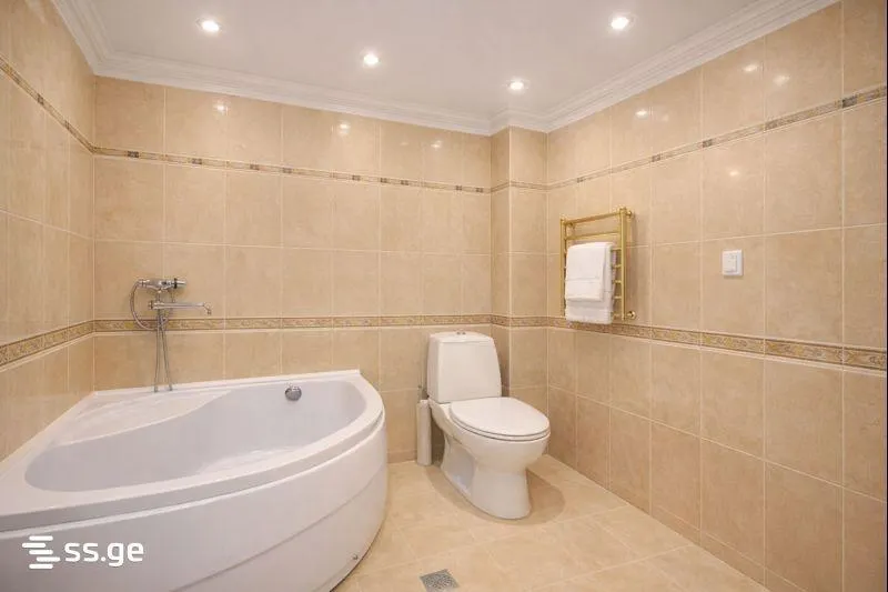 Apartment, 2-room, 90 m²