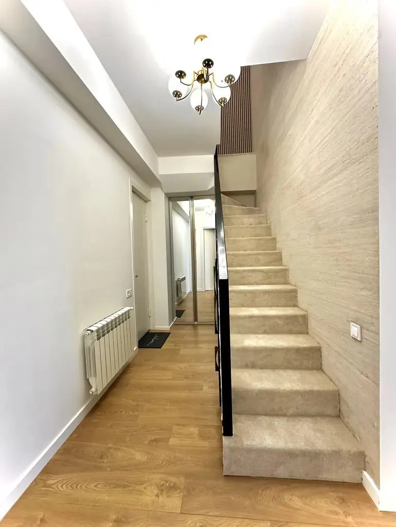 Квартира, 3-комн., 100 м², Axis Chavchavadze 49