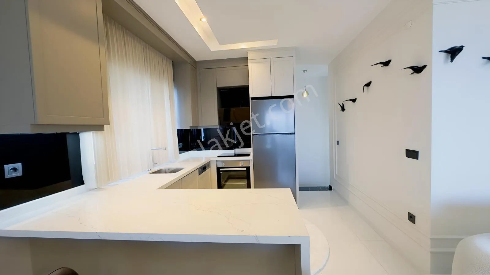 Apartment, 3-room, 125 m²