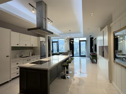 Квартира, студия, 100 м²